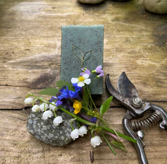 Gartenlust - Gärtnerseife mit feinem Kaffee-Peeling
