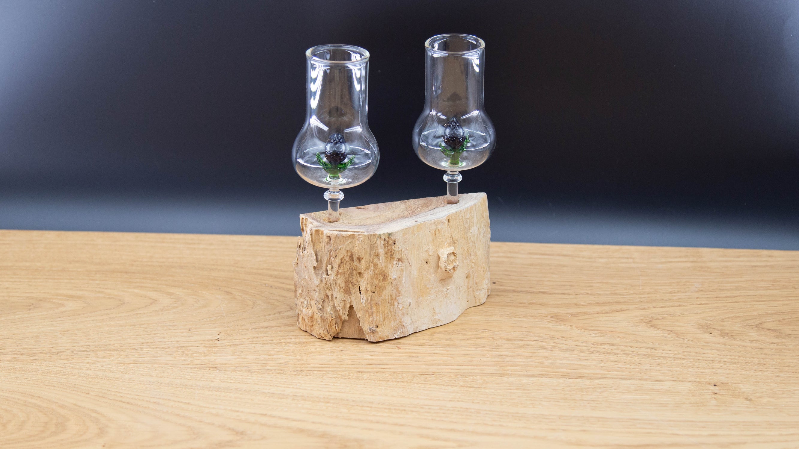Schnapsgläser mit Holzsockel